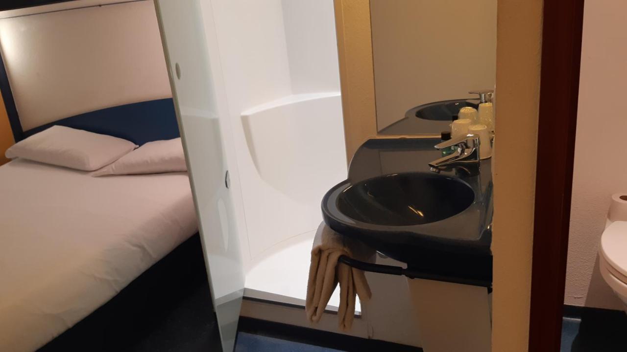 Kyriad Direct Montauban Centre Luaran gambar