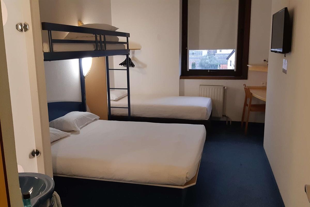 Kyriad Direct Montauban Centre Luaran gambar