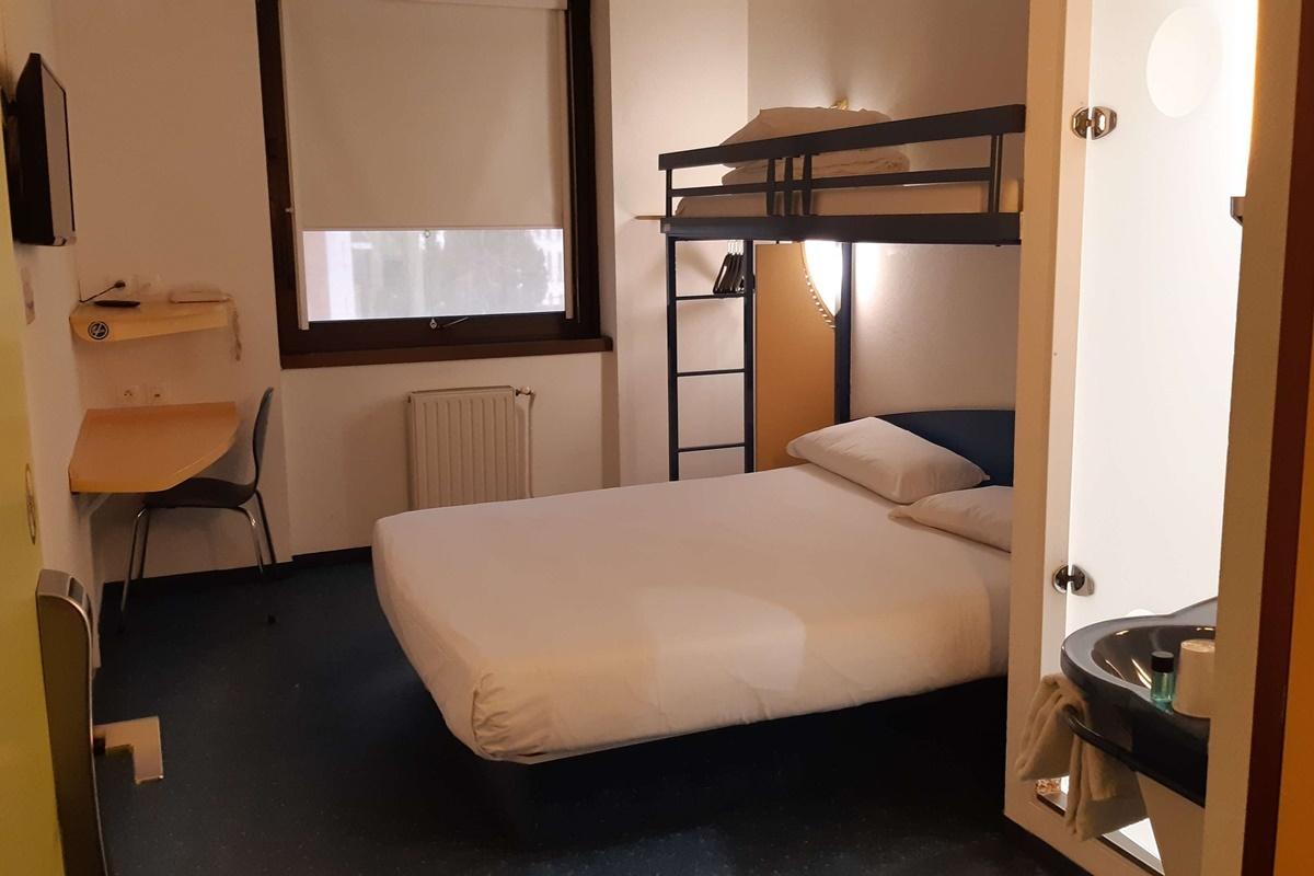 Kyriad Direct Montauban Centre Luaran gambar