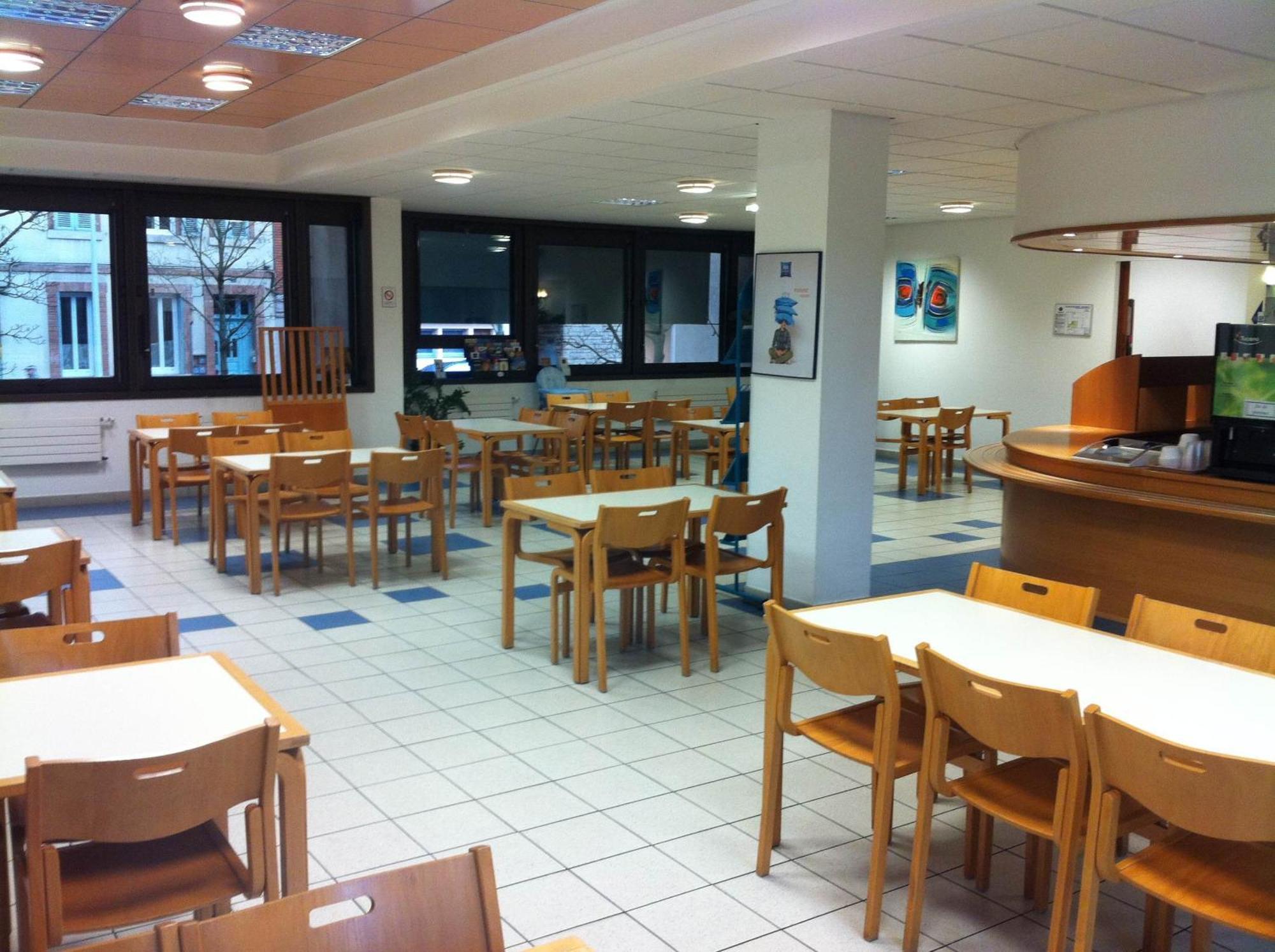 Kyriad Direct Montauban Centre Luaran gambar